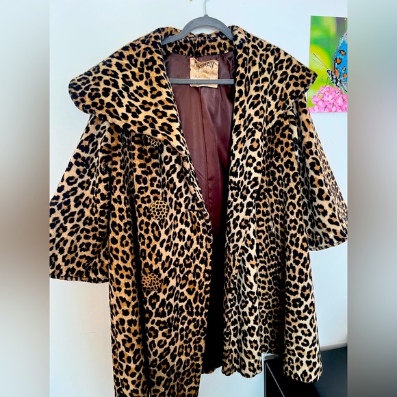 Jackets & Blazers - Vintage 1960s Kashan faux fur leopard coat